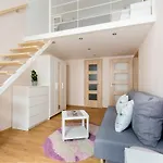 Ferenc 18 - Your Bright Inner 3 Bedroom *
