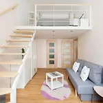 Ferenc 18 - Your Bright Inner 3 Bedroom *