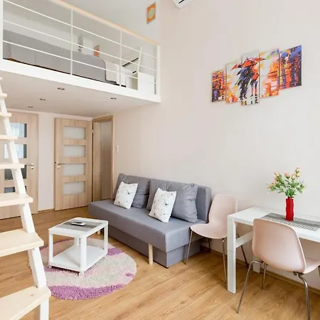 Ferenc 18 - Your Bright Inner 3 Bedroom *